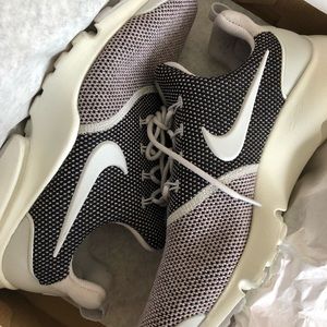 Women’s Presto Fly Knit Nike’s